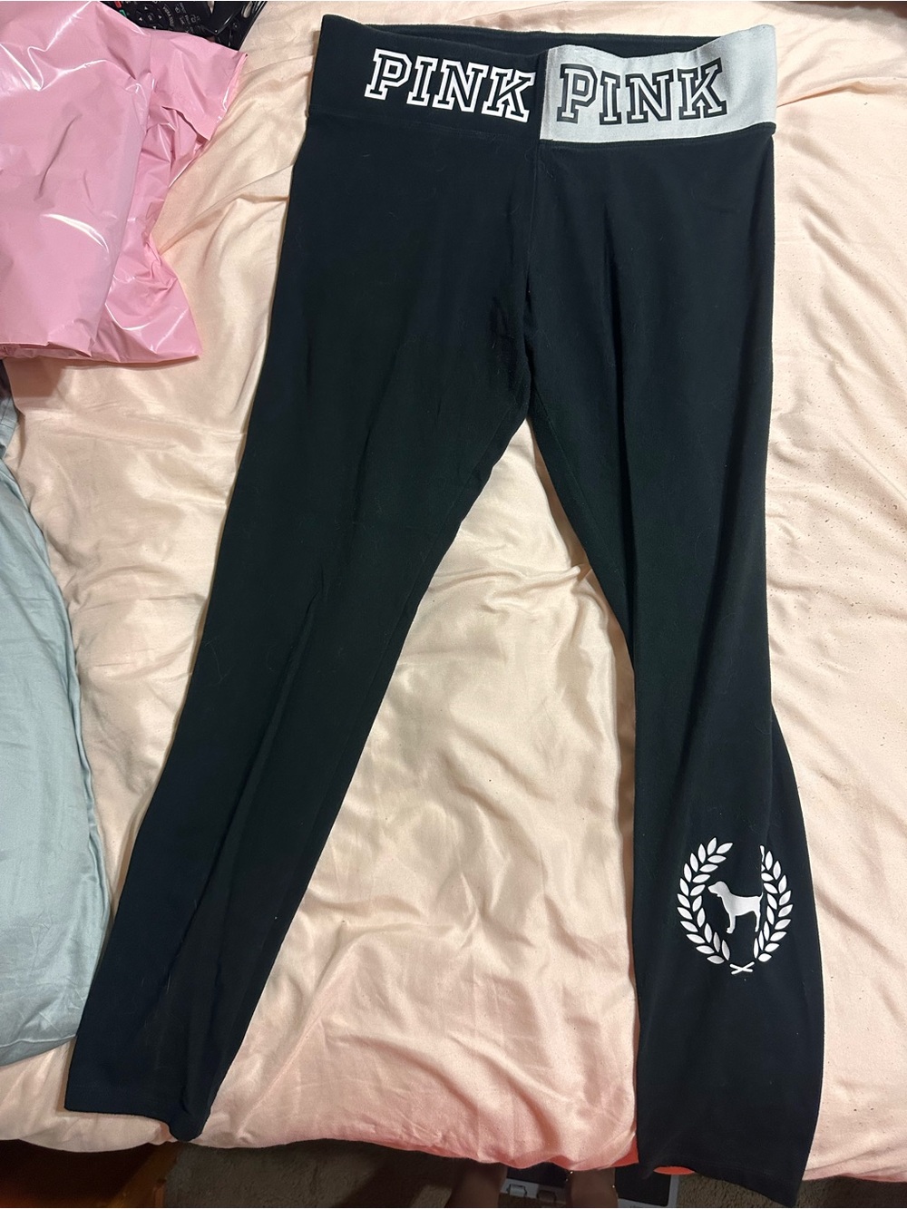 PINK Victoria's Secret Black Logo Waist Leggings- size large